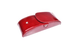 etui na okulary czerwone skórzane z podszewką.jpg