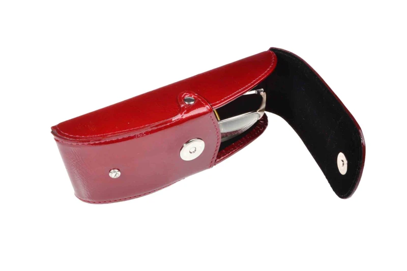 etui na okulary czerwone skórzane z podszewką.JPG